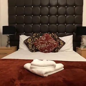 2* Guest house Metro Airport